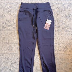 HALARA Women’s Navy Blue Joggers - brand new!